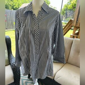 Investments Gold Label Taylor style Black and White Gingham Button Down Shirt